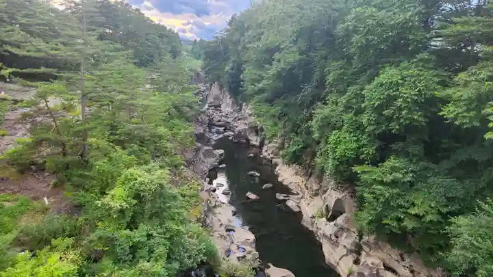 温泉神社(岩手県)