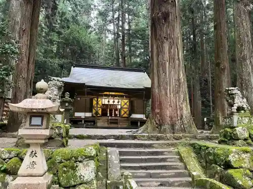 室生龍穴神社(奈良県)
