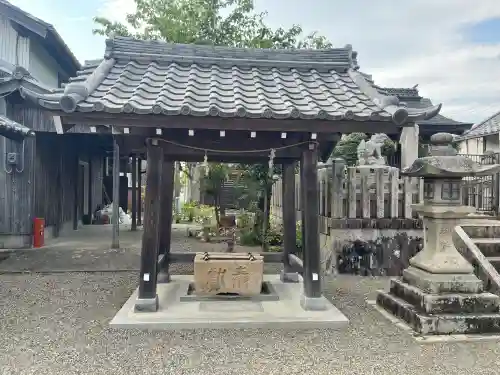 石原神社 (祇園社)の{uncategorized: "未分類", other: "その他", undefined: "問題あり", building: "その他建物", grave: "お墓", sacred_gate: "鳥居", guardian: "狛犬", statue: "像", buddha: "仏像", history: "歴史", nature: "自然", garden: "庭園", animal: "動物", pagoda: "塔", temizu: "手水舎", mountain_gate: "山門・神門", sanctuary: "本殿・本堂", subordinate: "末社・摂社", art: "芸術", scenery: "景色", jizo: "地蔵", ema: "絵馬", goshuin: "御朱印", omikuji: "おみくじ", items: "授与品その他", amulet: "お守り", goshuincho: "御朱印帳", eats: "食事", festival: "お祭り", votive_dance: "神楽", shichigosan: "七五三参", wedding: "結婚式", experience: "体験その他", initially: "初詣", around: "周辺", anti_infection: "感染症対策"}