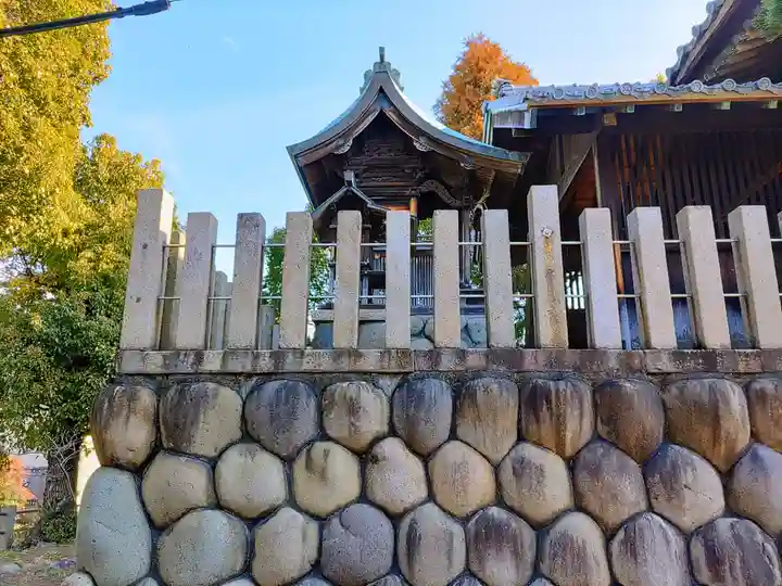 六所社(森本)の本殿・本堂