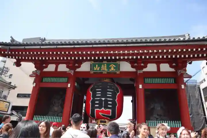 浅草寺の山門・神門