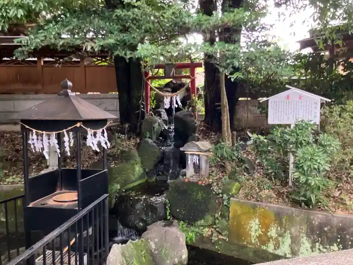 白蛇辨財天の{uncategorized: "未分類", other: "その他", undefined: "問題あり", building: "その他建物", grave: "お墓", sacred_gate: "鳥居", guardian: "狛犬", statue: "像", buddha: "仏像", history: "歴史", nature: "自然", garden: "庭園", animal: "動物", pagoda: "塔", temizu: "手水舎", mountain_gate: "山門・神門", sanctuary: "本殿・本堂", subordinate: "末社・摂社", art: "芸術", scenery: "景色", jizo: "地蔵", ema: "絵馬", goshuin: "御朱印", omikuji: "おみくじ", items: "授与品その他", amulet: "お守り", goshuincho: "御朱印帳", eats: "食事", festival: "お祭り", votive_dance: "神楽", shichigosan: "七五三参", wedding: "結婚式", experience: "体験その他", initially: "初詣", around: "周辺", anti_infection: "感染症対策"}