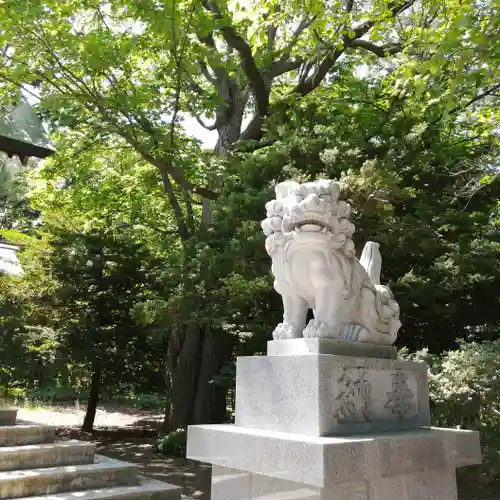 月寒神社の狛犬