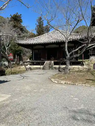 根来寺の{uncategorized: "未分類", other: "その他", undefined: "問題あり", building: "その他建物", grave: "お墓", sacred_gate: "鳥居", guardian: "狛犬", statue: "像", buddha: "仏像", history: "歴史", nature: "自然", garden: "庭園", animal: "動物", pagoda: "塔", temizu: "手水舎", mountain_gate: "山門・神門", sanctuary: "本殿・本堂", subordinate: "末社・摂社", art: "芸術", scenery: "景色", jizo: "地蔵", ema: "絵馬", goshuin: "御朱印", omikuji: "おみくじ", items: "授与品その他", amulet: "お守り", goshuincho: "御朱印帳", eats: "食事", festival: "お祭り", votive_dance: "神楽", shichigosan: "七五三参", wedding: "結婚式", experience: "体験その他", initially: "初詣", around: "周辺", anti_infection: "感染症対策"}
