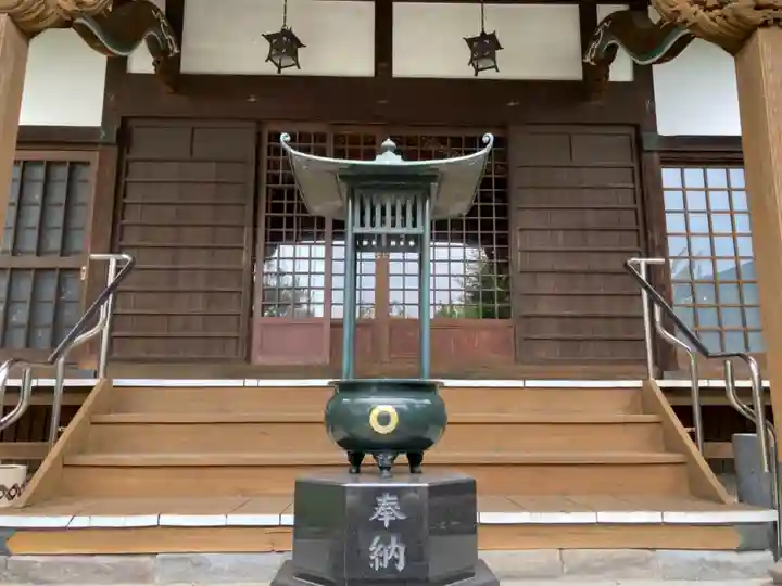 東林寺の本殿・本堂