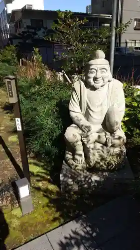 成子天神社の像