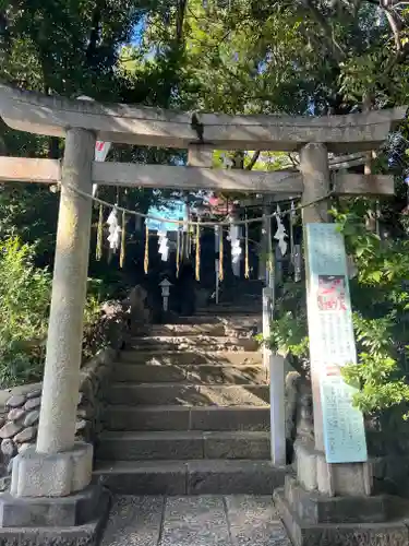 多摩川浅間神社の鳥居