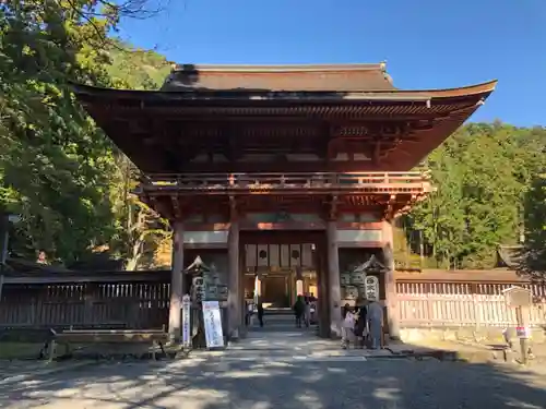 日吉大社の山門