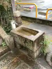 八幡社石神社の手水