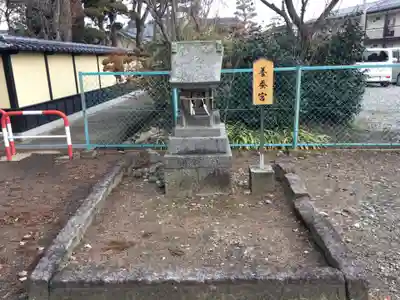 氷鉋斗賣神社の末社・摂社