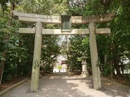 土呂八幡宮の鳥居