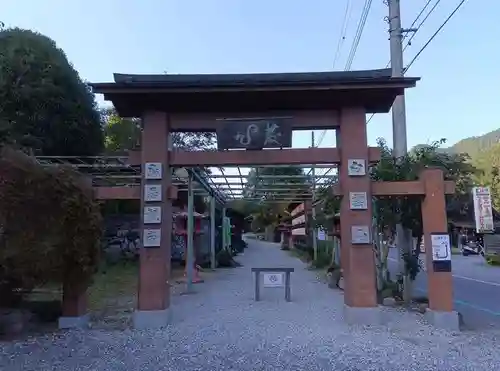 鳥居観音(埼玉県)