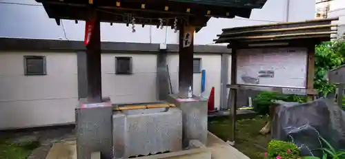 吉原神社の手水舎