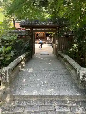 宇治上神社の山門・神門