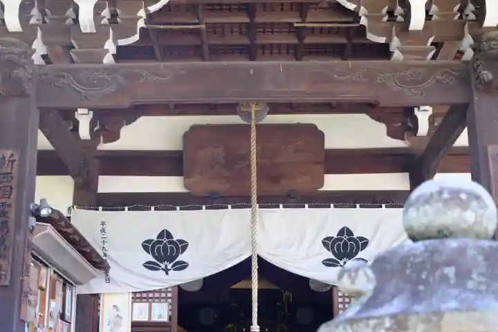 橘寺の本殿・本堂
