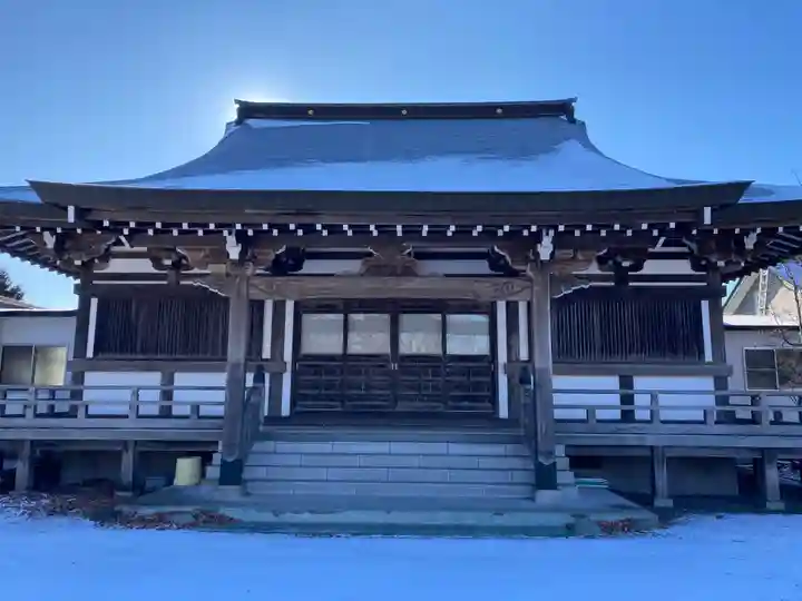 遍照寺の本殿・本堂
