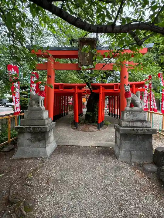 宗像神社の{uncategorized: "未分類", other: "その他", undefined: "問題あり", building: "その他建物", grave: "お墓", sacred_gate: "鳥居", guardian: "狛犬", statue: "像", buddha: "仏像", history: "歴史", nature: "自然", garden: "庭園", animal: "動物", pagoda: "塔", temizu: "手水舎", mountain_gate: "山門・神門", sanctuary: "本殿・本堂", subordinate: "末社・摂社", art: "芸術", scenery: "景色", jizo: "地蔵", ema: "絵馬", goshuin: "御朱印", omikuji: "おみくじ", items: "授与品その他", amulet: "お守り", goshuincho: "御朱印帳", eats: "食事", festival: "お祭り", votive_dance: "神楽", shichigosan: "七五三参", wedding: "結婚式", experience: "体験その他", initially: "初詣", around: "周辺", anti_infection: "感染症対策"}