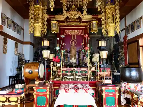 真興寺の本殿・本堂