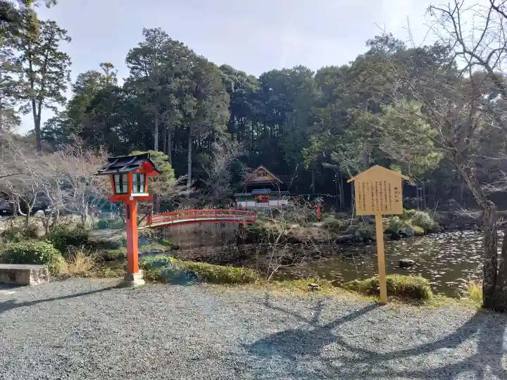若宮社(大原野神社摂社)の{uncategorized: "未分類", other: "その他", undefined: "問題あり", building: "その他建物", grave: "お墓", sacred_gate: "鳥居", guardian: "狛犬", statue: "像", buddha: "仏像", history: "歴史", nature: "自然", garden: "庭園", animal: "動物", pagoda: "塔", temizu: "手水舎", mountain_gate: "山門・神門", sanctuary: "本殿・本堂", subordinate: "末社・摂社", art: "芸術", scenery: "景色", jizo: "地蔵", ema: "絵馬", goshuin: "御朱印", omikuji: "おみくじ", items: "授与品その他", amulet: "お守り", goshuincho: "御朱印帳", eats: "食事", festival: "お祭り", votive_dance: "神楽", shichigosan: "七五三参", wedding: "結婚式", experience: "体験その他", initially: "初詣", around: "周辺", anti_infection: "感染症対策"}