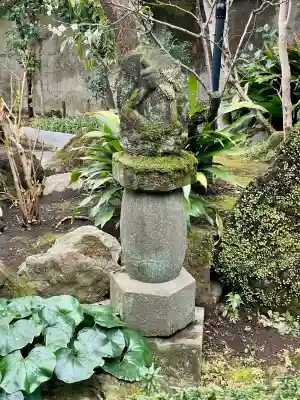 積徳寺の{uncategorized: "未分類", other: "その他", undefined: "問題あり", building: "その他建物", grave: "お墓", sacred_gate: "鳥居", guardian: "狛犬", statue: "像", buddha: "仏像", history: "歴史", nature: "自然", garden: "庭園", animal: "動物", pagoda: "塔", temizu: "手水舎", mountain_gate: "山門・神門", sanctuary: "本殿・本堂", subordinate: "末社・摂社", art: "芸術", scenery: "景色", jizo: "地蔵", ema: "絵馬", goshuin: "御朱印", omikuji: "おみくじ", items: "授与品その他", amulet: "お守り", goshuincho: "御朱印帳", eats: "食事", festival: "お祭り", votive_dance: "神楽", shichigosan: "七五三参", wedding: "結婚式", experience: "体験その他", initially: "初詣", around: "周辺", anti_infection: "感染症対策"}