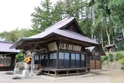 長屋神社の本殿・本堂