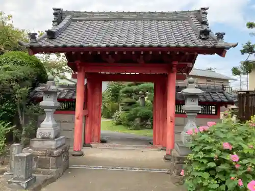 浄泉寺の山門