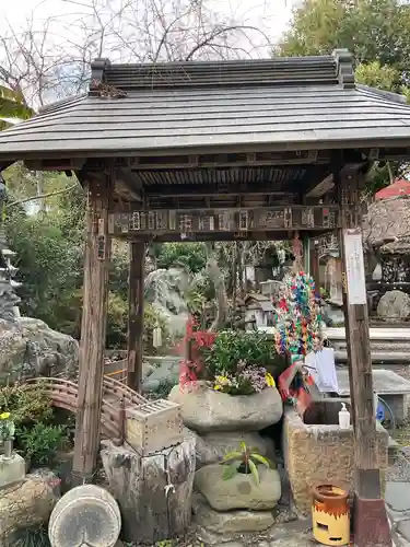 西光寺の手水