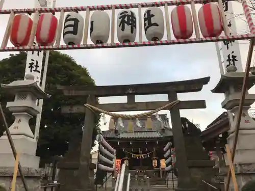 嶺白山神社の鳥居