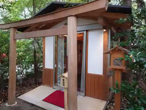 冠稲荷神社の末社・摂社