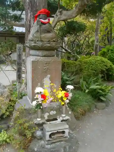 極楽寺（霊鷲山感應院極楽律寺）の地蔵