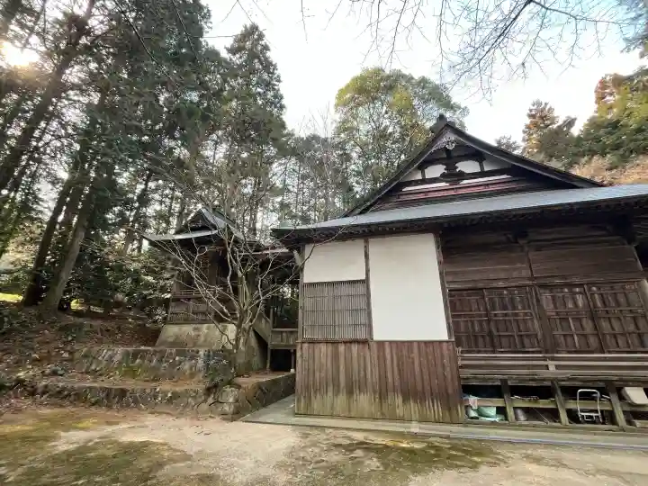 杉森神社の{uncategorized: "未分類", other: "その他", undefined: "問題あり", building: "その他建物", grave: "お墓", sacred_gate: "鳥居", guardian: "狛犬", statue: "像", buddha: "仏像", history: "歴史", nature: "自然", garden: "庭園", animal: "動物", pagoda: "塔", temizu: "手水舎", mountain_gate: "山門・神門", sanctuary: "本殿・本堂", subordinate: "末社・摂社", art: "芸術", scenery: "景色", jizo: "地蔵", ema: "絵馬", goshuin: "御朱印", omikuji: "おみくじ", items: "授与品その他", amulet: "お守り", goshuincho: "御朱印帳", eats: "食事", festival: "お祭り", votive_dance: "神楽", shichigosan: "七五三参", wedding: "結婚式", experience: "体験その他", initially: "初詣", around: "周辺", anti_infection: "感染症対策"}