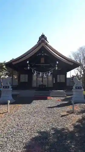 西の里神社の本殿