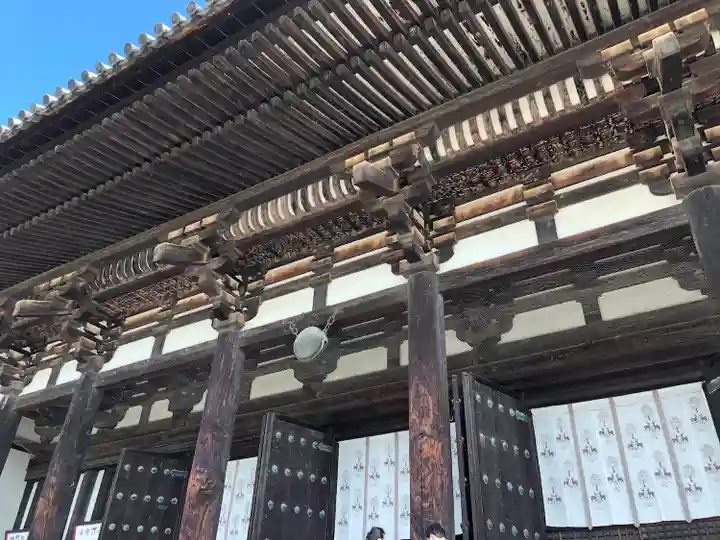 興福寺の本殿・本堂