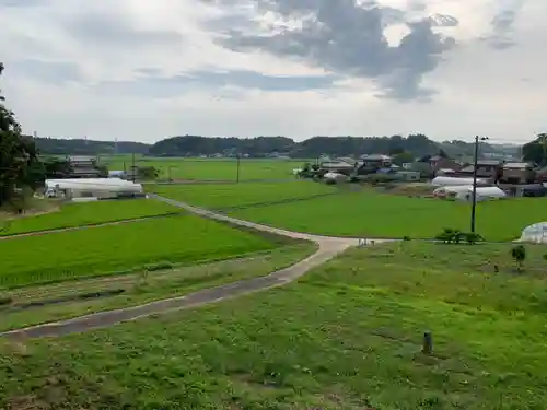 隣高神社の景色