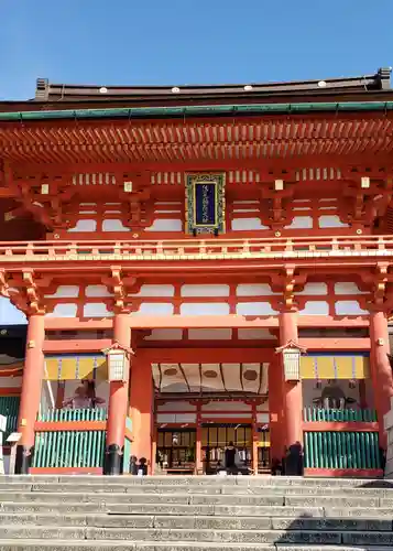 伏見稲荷大社の山門・神門