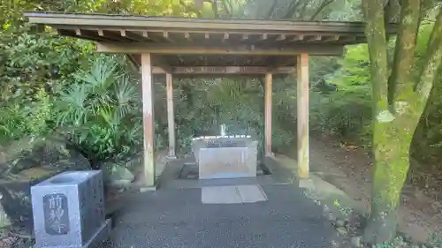 前神寺の手水舎