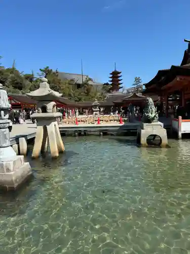 厳島神社(広島県)