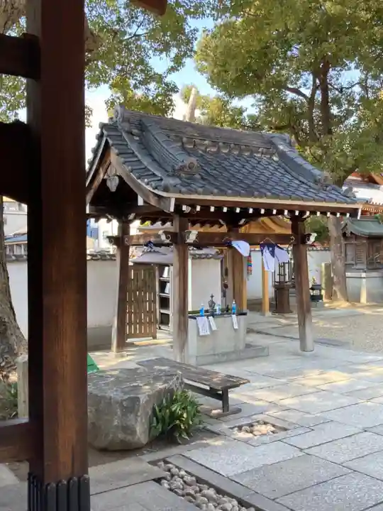 法楽寺の手水舎