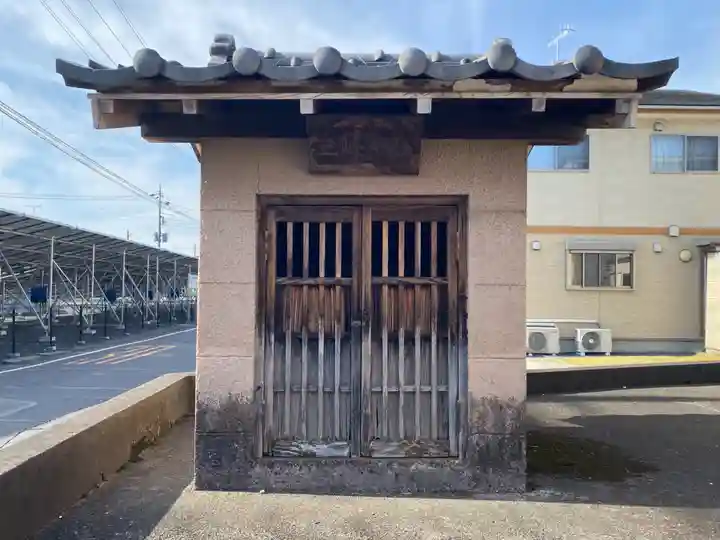 毘沙門堂の末社・摂社