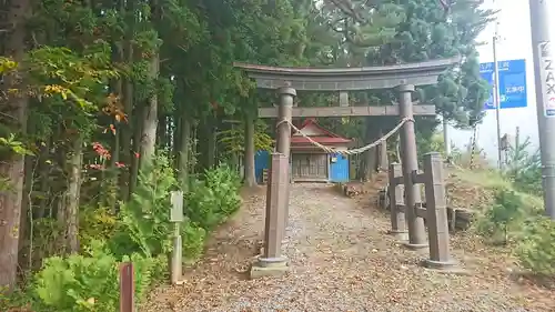 毘沙門天神社の鳥居