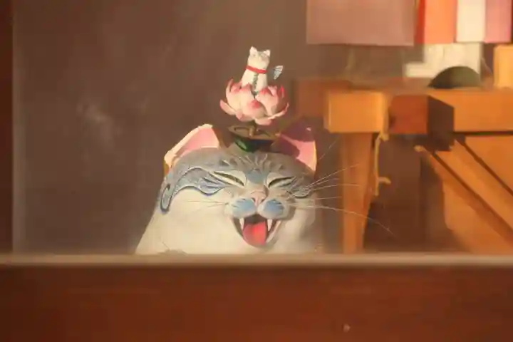 阿豆佐味天神社 立川水天宮の{uncategorized: "未分類", other: "その他", undefined: "問題あり", building: "その他建物", grave: "お墓", sacred_gate: "鳥居", guardian: "狛犬", statue: "像", buddha: "仏像", history: "歴史", nature: "自然", garden: "庭園", animal: "動物", pagoda: "塔", temizu: "手水舎", mountain_gate: "山門・神門", sanctuary: "本殿・本堂", subordinate: "末社・摂社", art: "芸術", scenery: "景色", jizo: "地蔵", ema: "絵馬", goshuin: "御朱印", omikuji: "おみくじ", items: "授与品その他", amulet: "お守り", goshuincho: "御朱印帳", eats: "食事", festival: "お祭り", votive_dance: "神楽", shichigosan: "七五三参", wedding: "結婚式", experience: "体験その他", initially: "初詣", around: "周辺", anti_infection: "感染症対策"}