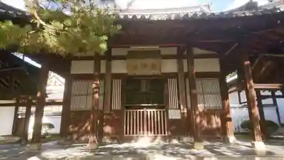萬福寺の本殿・本堂