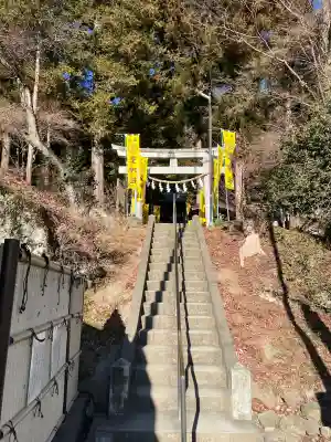 聖神社の{uncategorized: "未分類", other: "その他", undefined: "問題あり", building: "その他建物", grave: "お墓", sacred_gate: "鳥居", guardian: "狛犬", statue: "像", buddha: "仏像", history: "歴史", nature: "自然", garden: "庭園", animal: "動物", pagoda: "塔", temizu: "手水舎", mountain_gate: "山門・神門", sanctuary: "本殿・本堂", subordinate: "末社・摂社", art: "芸術", scenery: "景色", jizo: "地蔵", ema: "絵馬", goshuin: "御朱印", omikuji: "おみくじ", items: "授与品その他", amulet: "お守り", goshuincho: "御朱印帳", eats: "食事", festival: "お祭り", votive_dance: "神楽", shichigosan: "七五三参", wedding: "結婚式", experience: "体験その他", initially: "初詣", around: "周辺", anti_infection: "感染症対策"}