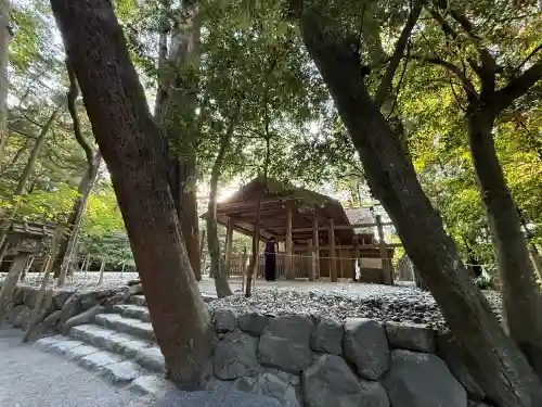 伊勢神宮外宮（豊受大神宮）の{uncategorized: "未分類", other: "その他", undefined: "問題あり", building: "その他建物", grave: "お墓", sacred_gate: "鳥居", guardian: "狛犬", statue: "像", buddha: "仏像", history: "歴史", nature: "自然", garden: "庭園", animal: "動物", pagoda: "塔", temizu: "手水舎", mountain_gate: "山門・神門", sanctuary: "本殿・本堂", subordinate: "末社・摂社", art: "芸術", scenery: "景色", jizo: "地蔵", ema: "絵馬", goshuin: "御朱印", omikuji: "おみくじ", items: "授与品その他", amulet: "お守り", goshuincho: "御朱印帳", eats: "食事", festival: "お祭り", votive_dance: "神楽", shichigosan: "七五三参", wedding: "結婚式", experience: "体験その他", initially: "初詣", around: "周辺", anti_infection: "感染症対策"}
