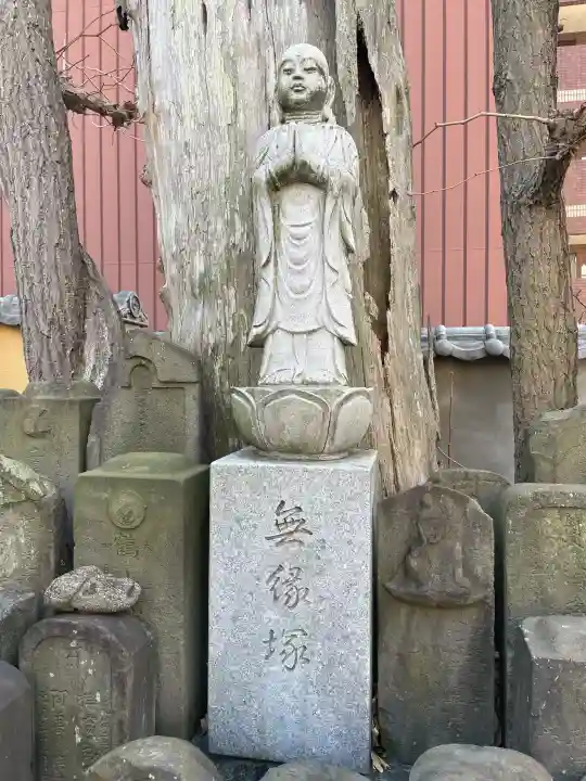 東光寺の{uncategorized: "未分類", other: "その他", undefined: "問題あり", building: "その他建物", grave: "お墓", sacred_gate: "鳥居", guardian: "狛犬", statue: "像", buddha: "仏像", history: "歴史", nature: "自然", garden: "庭園", animal: "動物", pagoda: "塔", temizu: "手水舎", mountain_gate: "山門・神門", sanctuary: "本殿・本堂", subordinate: "末社・摂社", art: "芸術", scenery: "景色", jizo: "地蔵", ema: "絵馬", goshuin: "御朱印", omikuji: "おみくじ", items: "授与品その他", amulet: "お守り", goshuincho: "御朱印帳", eats: "食事", festival: "お祭り", votive_dance: "神楽", shichigosan: "七五三参", wedding: "結婚式", experience: "体験その他", initially: "初詣", around: "周辺", anti_infection: "感染症対策"}