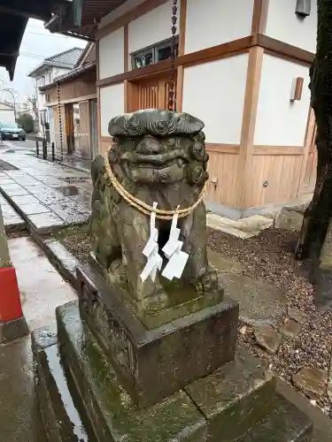 岩槻愛宕神社の{uncategorized: "未分類", other: "その他", undefined: "問題あり", building: "その他建物", grave: "お墓", sacred_gate: "鳥居", guardian: "狛犬", statue: "像", buddha: "仏像", history: "歴史", nature: "自然", garden: "庭園", animal: "動物", pagoda: "塔", temizu: "手水舎", mountain_gate: "山門・神門", sanctuary: "本殿・本堂", subordinate: "末社・摂社", art: "芸術", scenery: "景色", jizo: "地蔵", ema: "絵馬", goshuin: "御朱印", omikuji: "おみくじ", items: "授与品その他", amulet: "お守り", goshuincho: "御朱印帳", eats: "食事", festival: "お祭り", votive_dance: "神楽", shichigosan: "七五三参", wedding: "結婚式", experience: "体験その他", initially: "初詣", around: "周辺", anti_infection: "感染症対策"}