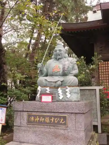 平塚三嶋神社の像