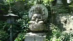 玉眞院玉川大師の像