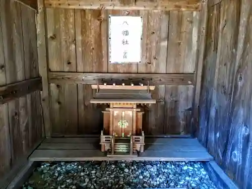 進雄神社の末社・摂社
