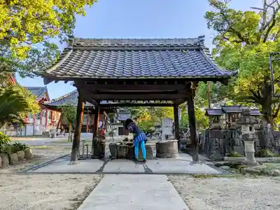 甚目寺の手水舎